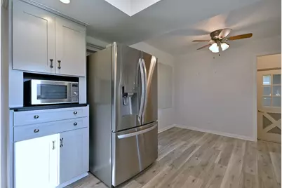 59 S Jane Drive, Elgin, IL 60123 - Photo 9