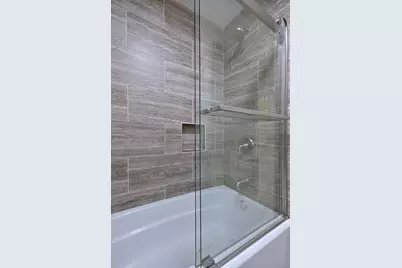 1034 S Saylor Avenue, Elmhurst, IL 60126 - Photo 19