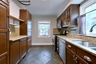 1034 S Saylor Ave, Elmhurst, IL 60126 - Photo 11