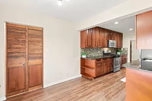 3300 N Carriageway Dr, Arlington Heights, IL 60004 - Photo 11
