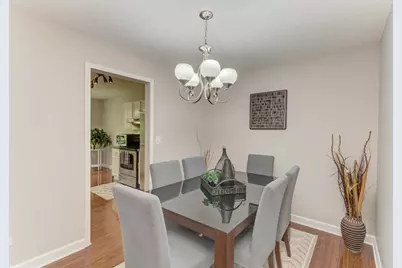 228 Brookside Lane #A, Willowbrook, IL 60527 - Photo 7