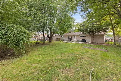 203 Lilac Lane, North Aurora, IL 60542 - Photo 19