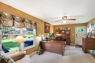 301 Ambria Dr, Mundelein, IL 60060 - Photo 15