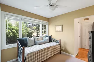 301 Ambria Dr, Mundelein, IL 60060 - Photo 17