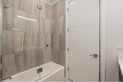 812 W Adams Street #504, Chicago, IL 60607 - Photo 17