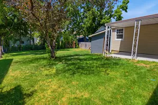 404 Lincoln St, Harvard, IL 60033 - Photo 19