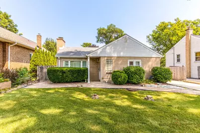 109 N Main Street, Mount Prospect, IL 60056 - Photo 1