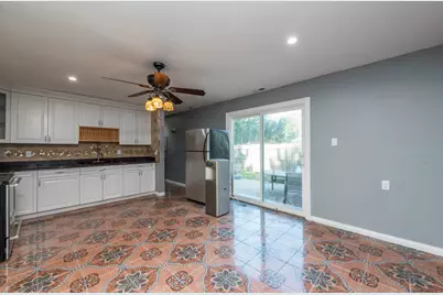 10312 W Chicago Avenue, Beach Park, IL 60099 - Photo 7