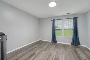 1011 N South Elgin Blvd, South Elgin, IL 60177 - Photo 21