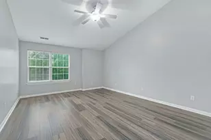 1011 N South Elgin Blvd, South Elgin, IL 60177 - Photo 19