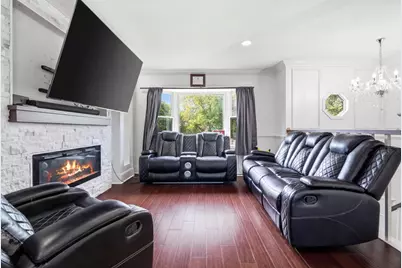 13080 W 28th Street, Zion, IL 60099 - Photo 9