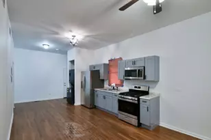 1513 E 93rd St, Chicago, IL 60619 - Photo 3