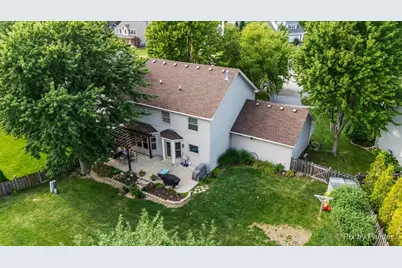 620 Lindsay Circle, North Aurora, IL 60542 - Photo 57