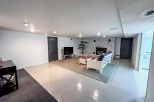 916 W Town Line Rd, Leaf River, IL 61047 - Photo 35