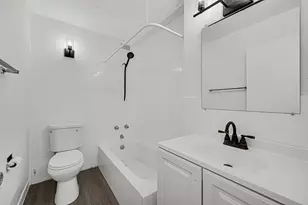 6160 N Damen Ave, Chicago, IL 60659 - Photo 17