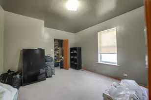 8008 S Ridgeland Ave, Chicago, IL 60617 - Photo 17