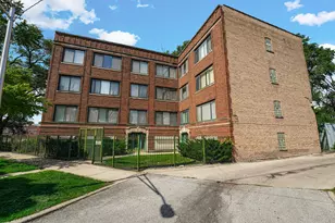 8008 S Ridgeland Ave, Chicago, IL 60617 - Photo 1
