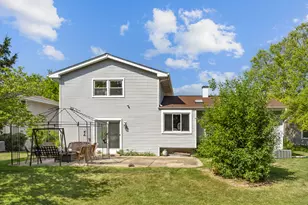 1727 Roosa Ln, Elk Grove Village, IL 60007 - Photo 23