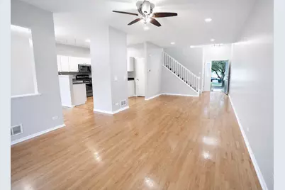 318 Abington Woods Drive, Aurora, IL 60502 - Photo 7
