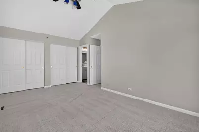 320 Fieldstone Court #320, Bolingbrook, IL 60440 - Photo 17