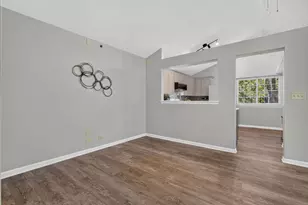 320 Fieldstone Ct, Bolingbrook, IL 60440 - Photo 9