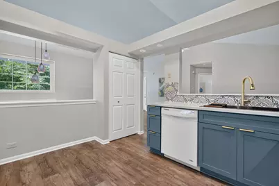 320 Fieldstone Court #320, Bolingbrook, IL 60440 - Photo 15