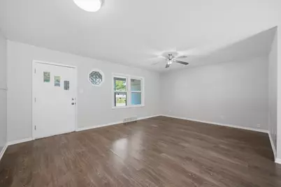 [Address not provided], Ingleside, IL 60041 - Photo 5