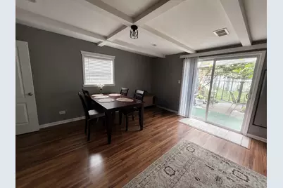 324 N Emerald Avenue, Mundelein, IL 60060 - Photo 7