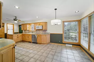 421 N Elm St, Itasca, IL 60143 - Photo 3