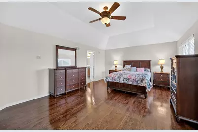 4231 Honey Locust Drive, Naperville, IL 60564 - Photo 37