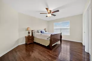 4231 Honey Locust Dr, Naperville, IL 60564 - Photo 27