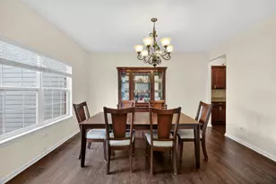 4231 Honey Locust Dr, Naperville, IL 60564 - Photo 23