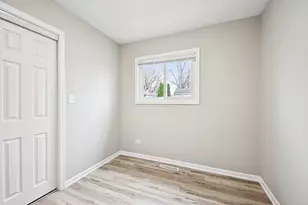 65 Della St, Crystal Lake, IL 60014 - Photo 15