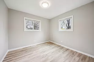 65 Della St, Crystal Lake, IL 60014 - Photo 17