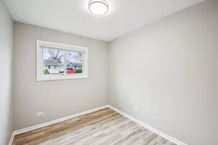 65 Della St, Crystal Lake, IL 60014 - Photo 13