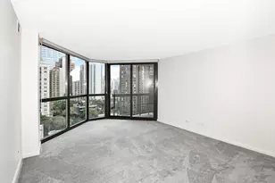 33 W Delaware Pl, Chicago, IL 60610 - Photo 33