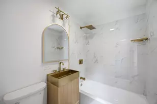 431 Bowen Ct, Elgin, IL 60120 - Photo 11