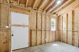 4333 W Lexington St, Chicago, IL 60624 - Photo 23