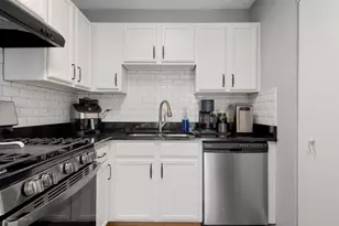 39123 Aberdeen Ln, Beach Park, IL 60083 - Photo 11