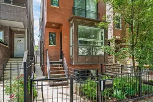920 N Wood St, Chicago, IL 60622 - Photo 1