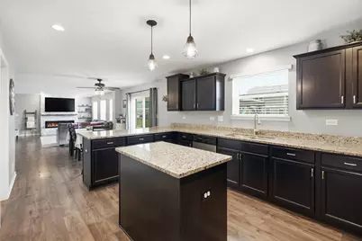 2032 Rownham Hill Road, New Lenox, IL 60451 - Photo 9