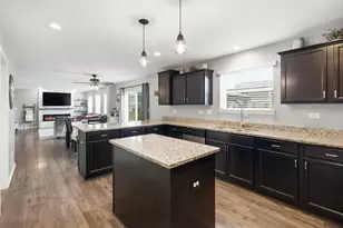 2032 Rownham Hill Rd, New Lenox, IL 60451 - Photo 9