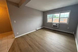 1213 N 34th Ave, Melrose Park, IL 60160 - Photo 3