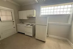 3252 Maple Ave, Berwyn, IL 60402 - Photo 7