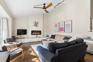 606 Carriage Hill Dr, Glenview, IL 60025 - Photo 5
