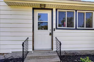 411 Main St, Leaf River, IL 61047 - Photo 5