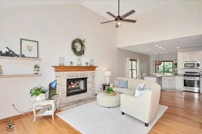 600 Sudbury Circle, Oswego, IL 60543 - Photo 5