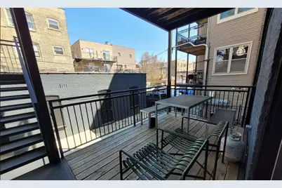 1318 W Winnemac Avenue #3, Chicago, IL 60640 - Photo 15