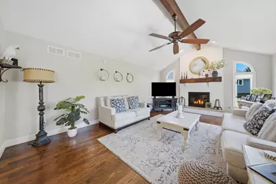 17646 Crestview Court, Orland Park, IL 60467 - Photo 7