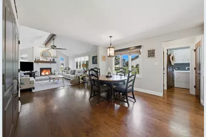 17646 Crestview Court, Orland Park, IL 60467 - Photo 5